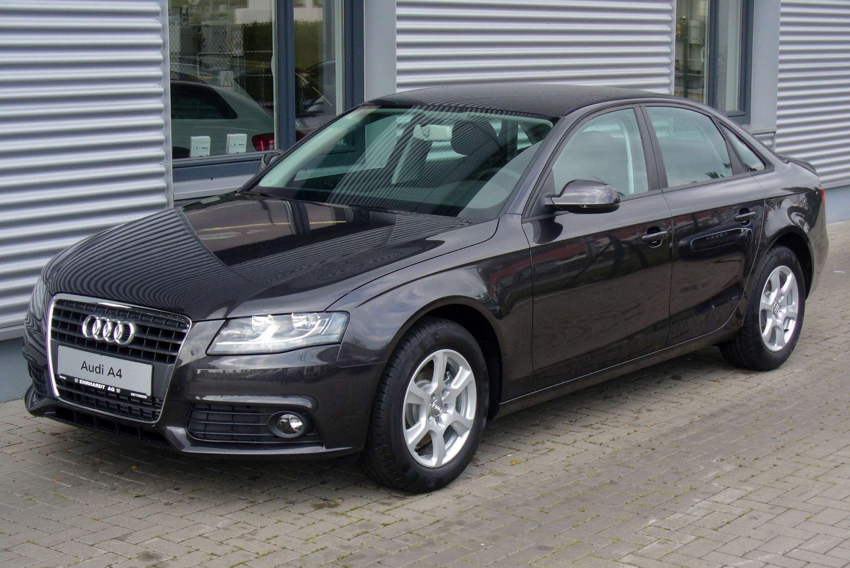 Audi A4 Avant (B8) Facelift 2.0 AT (211 HP) 4WD