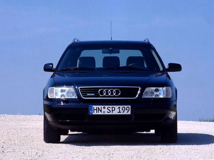 Audi A6 (4A,C4) 2.6 V6 quattro 150 HP