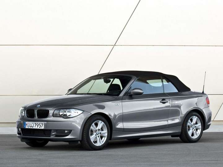 BMW 1er Cabrio (E88) 120i 170 HP