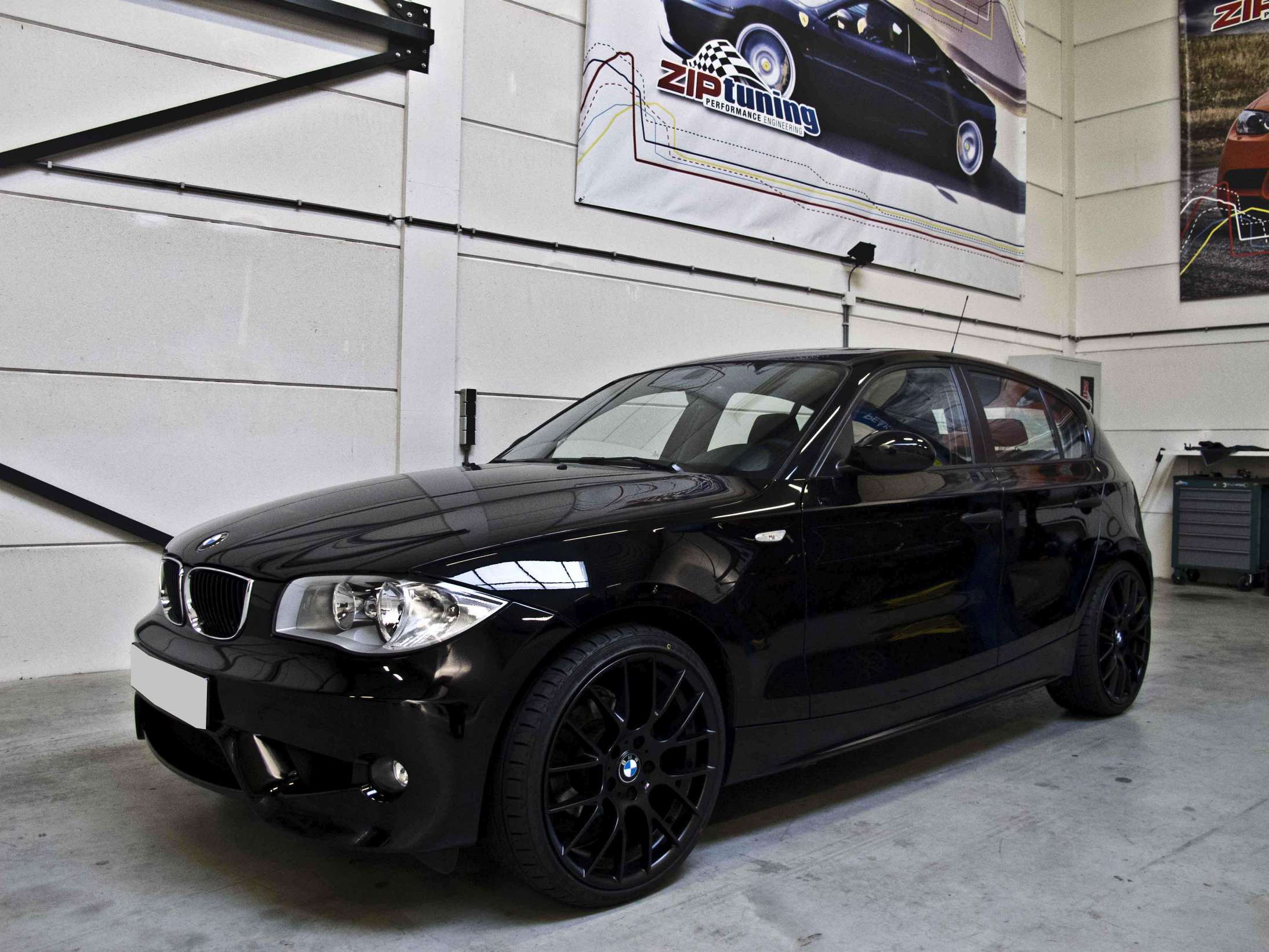 BMW 1er (E87) 116i 122 HP 3