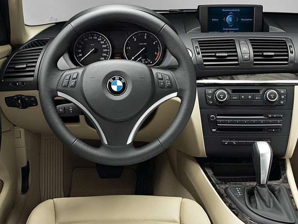 BMW 1er (E87) 118d 122 HP 5