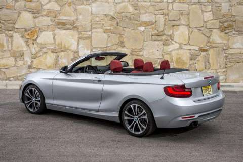 BMW 2er Cabrio 220i 2.0 AT (184 HP)