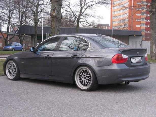 BMW 3er (E90) 325d (197Hp)