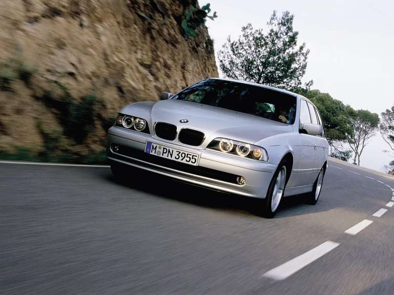 BMW 5er Touring (E61) 530i (231Hp)