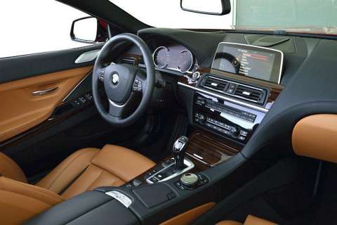 BMW 6er III (F06 F13 F12) Facelift Cabrio 640i 3.0 AT (320 HP)