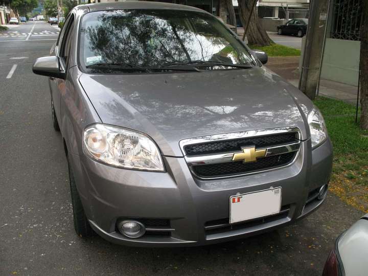 Chevrolet Aveo Sedan 1.2i (84Hp)