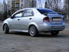 Chevrolet Kalos Hatchback (5dr) 1.4i 16V (94Hp)