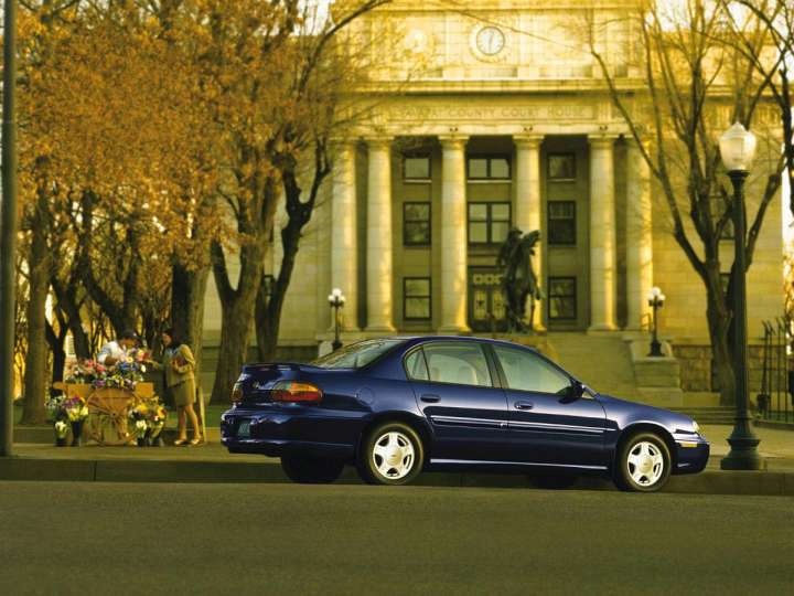 Chevrolet Malibu V (GM90) 2.4 i 16V 152 HP