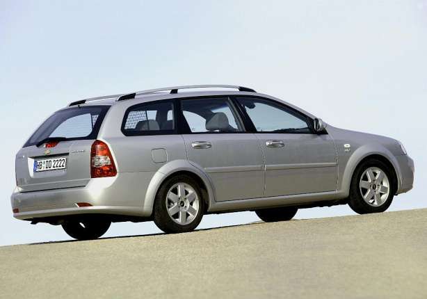 Chevrolet Nubira Station Wagon 1.6 i 16V 109 HP