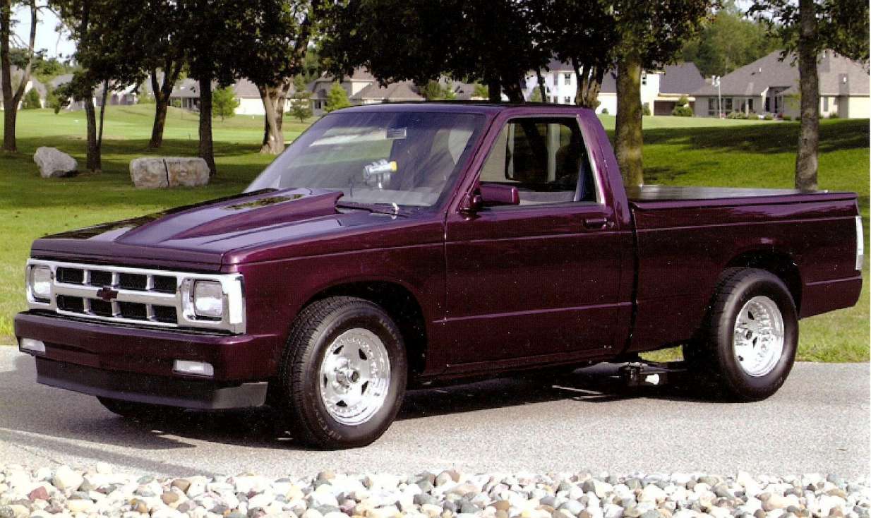 Chevrolet S-10 Pickup 2.2i 121HP