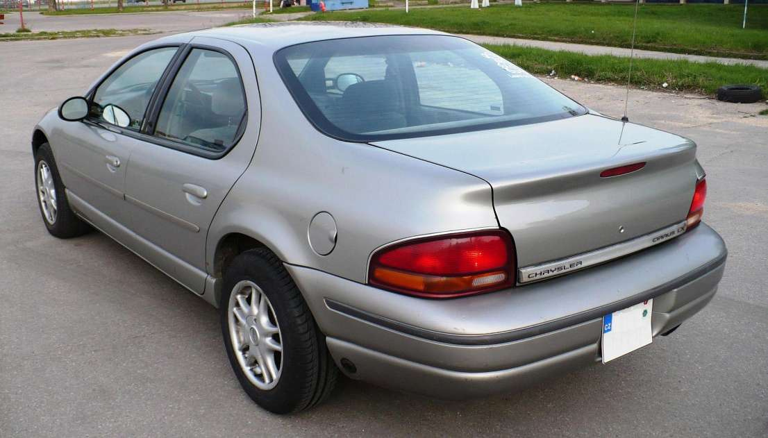 Chrysler Stratus (JA) 2.0 LE 131 HP