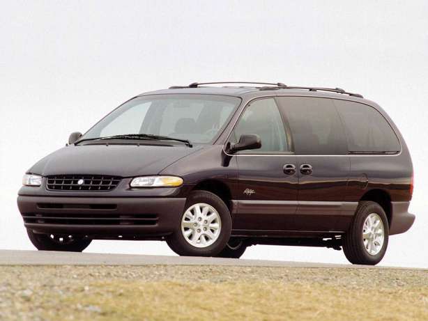 Chrysler Town and Country II Trio.Three V6 158 HP