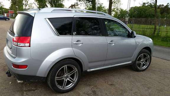 Citroen C-Crosser 2.2 Hdi 156HP