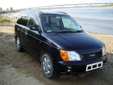 Daihatsu Pyzar (G3) 1.5 i 100 HP