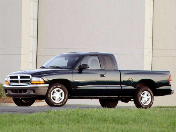 Dodge Dakota II 3.9 i 177 HP