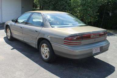 Dodge Intrepid I 3.3 i V6 163 HP