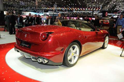 Ferrari California 4.3 i V8 32V 460 HP