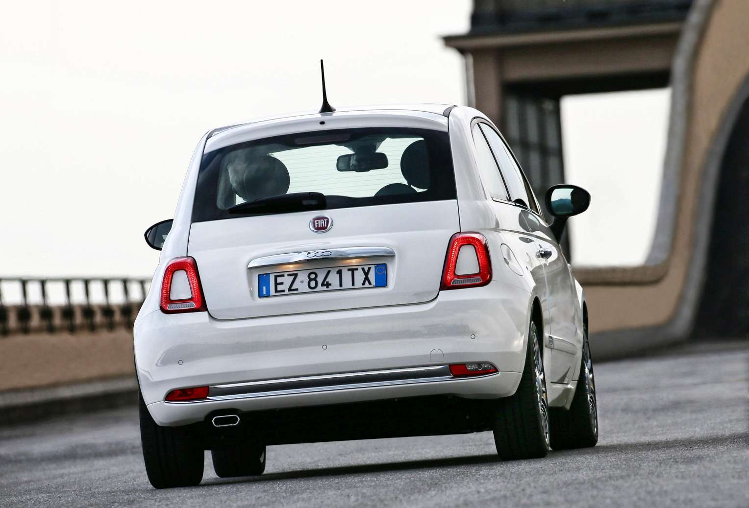 Fiat 500 II Hatchback Facelift 0.9 MT (85 HP)