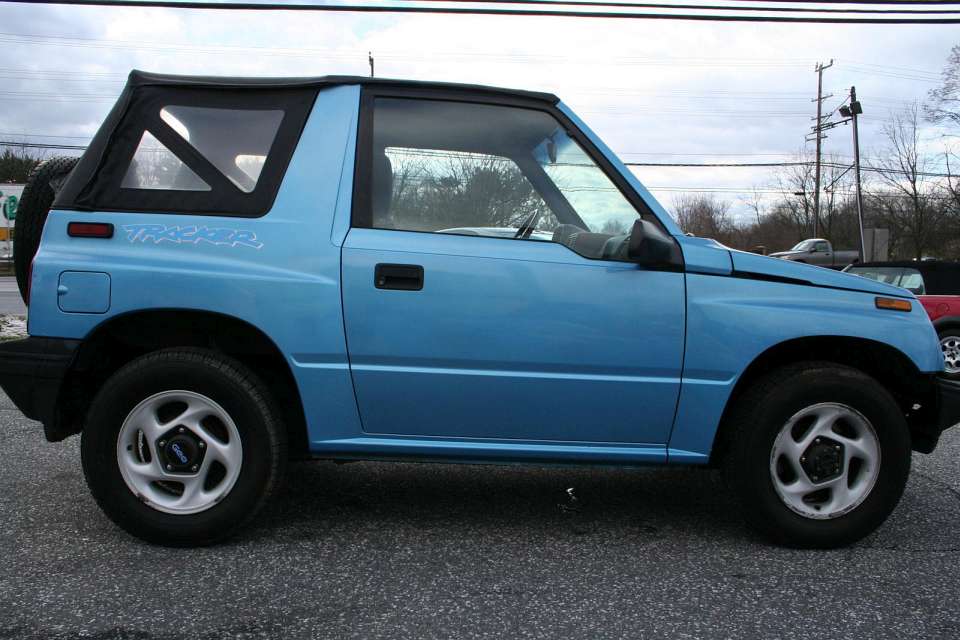 Geo Tracker 1.6 16V Convertible