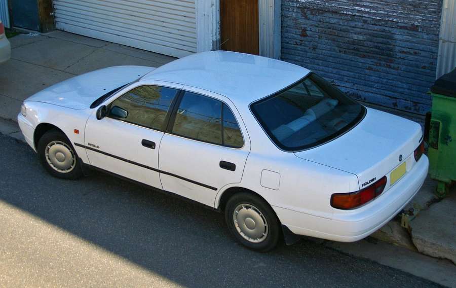 Holden Apollo Wagon 2.2 i 16V SLX 126 HP