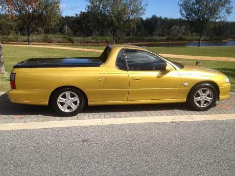 Holden UTE 5.0 i V8 32V VR 6 265 HP