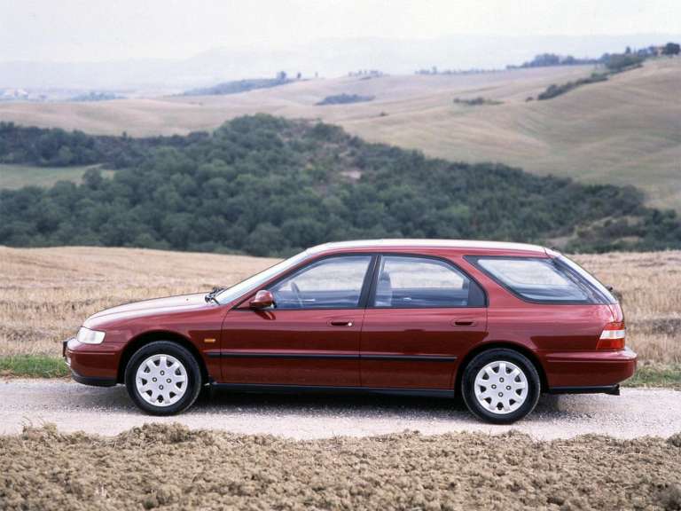Honda Accord V (CC7) 2.2 i VTEC 150 HP