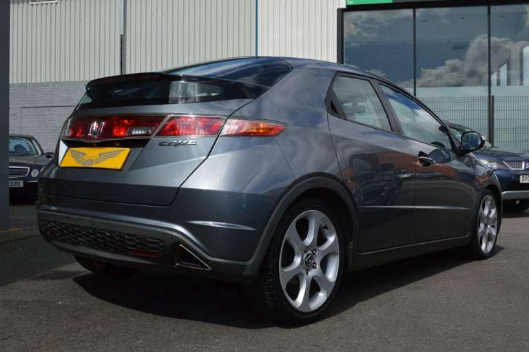 Honda Civic 5D IX 1.8 i VTEC (142Hp)