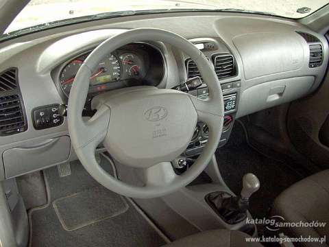 Hyundai Accent II 1.6 i 16V 105 HP