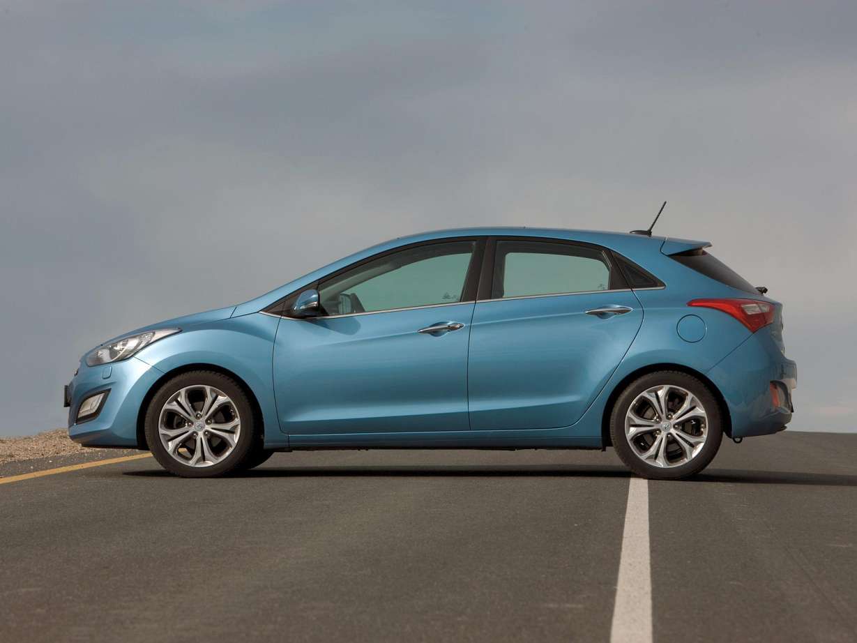 Hyundai i30 II Facelift Hatchback 5 door 1.6 MT (135 HP)