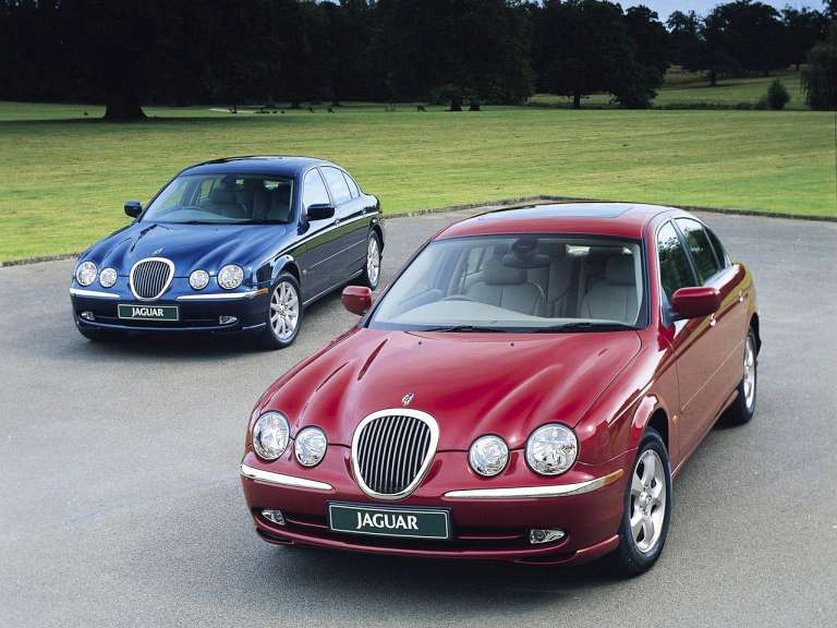 Jaguar S-type (CCX) 4.0 i V8 32V 276 HP