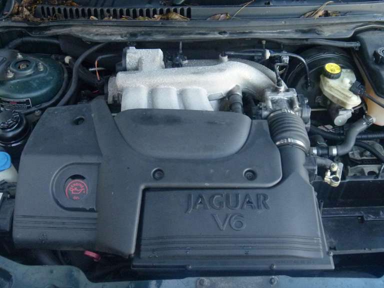 Jaguar X-type (X400) 2.2 D 155 HP