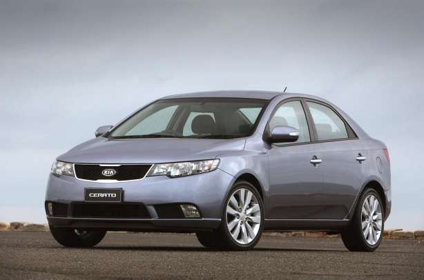 Kia Cerato II Coupe 1.6 AT (126 HP)