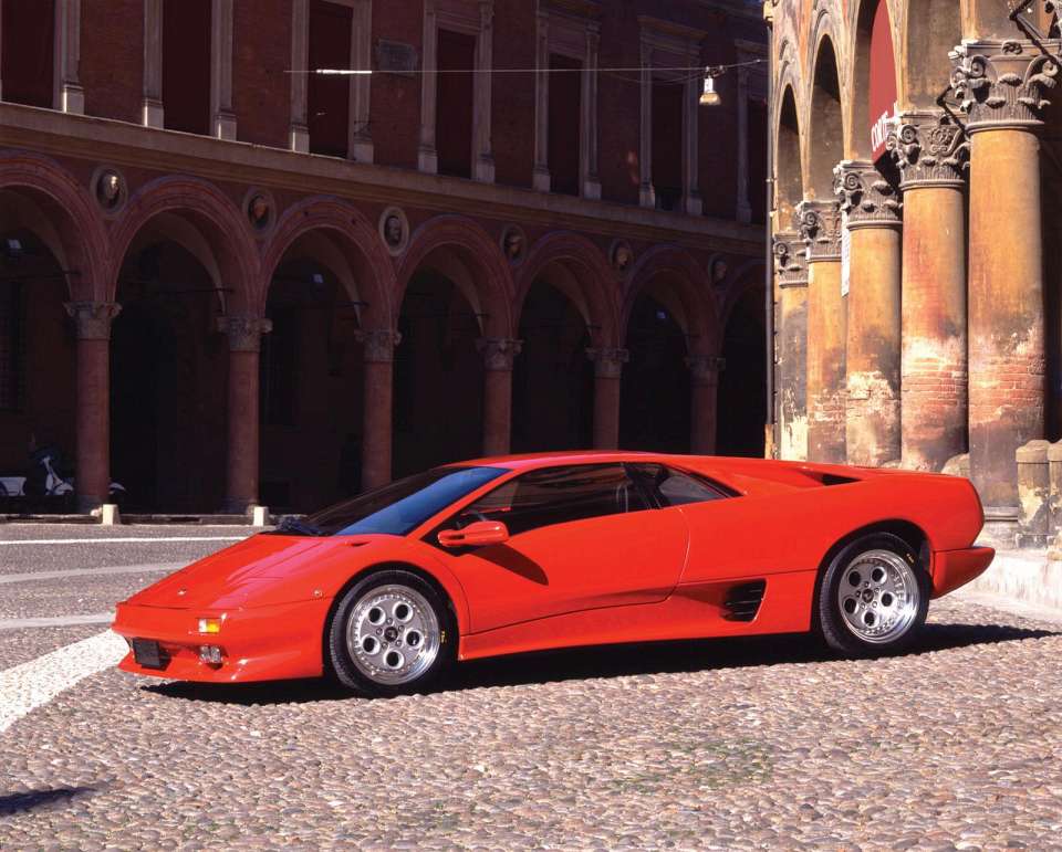 Lamborghini Diablo 6.0 i V12 48V GT 575 HP