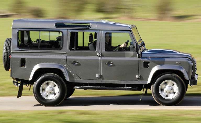 Land Rover Defender 110 2.4TD (122Hp)