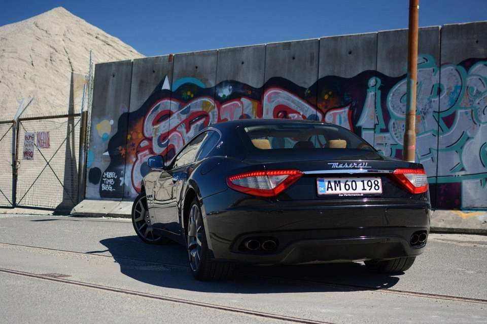 Maserati GranTurismo 4.2 i V8 32V 405 HP