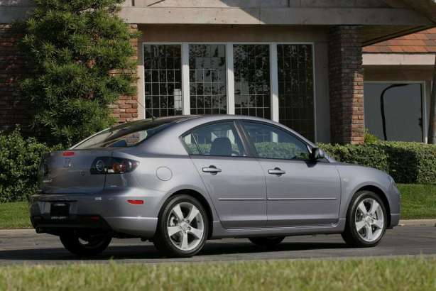 Mazda 3 I Sedan 2.3 AT (156 HP)