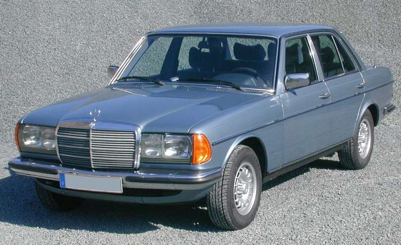 Mercedes-Benz 220 (W123) 220 D 60HP