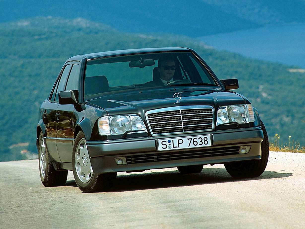 Mercedes-Benz 250 (W124) 250 D Turbo 126 HP