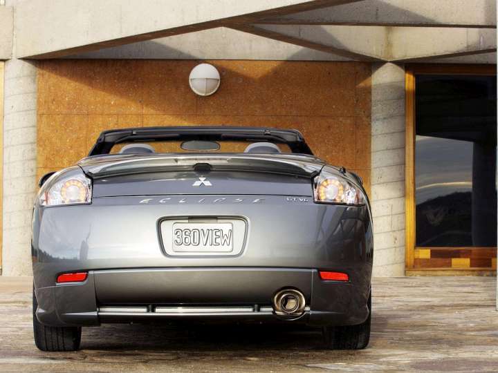 Mitsubishi Eclipse Spyder IV 2.4L MIVEC 162 HP