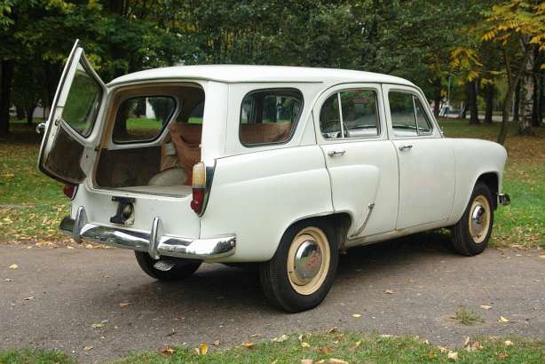 Moskvic 423 Kombi 1.4 (45 Hp)