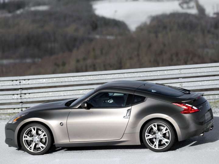 Nissan 370Z 3.7 331 HP