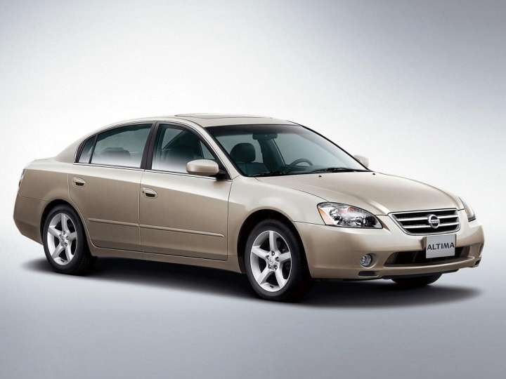 Nissan Altima III 2.5 i 16V 175 HP