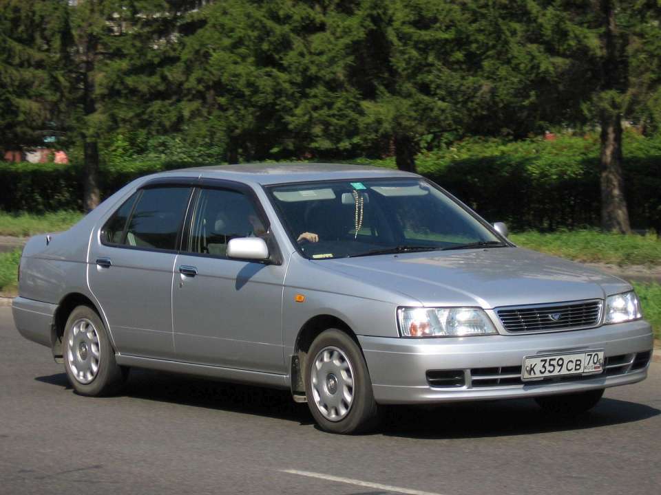 Nissan Bluebird (U14) 1.8i (125Hp)