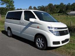 Nissan Elgrand (E51) Trio.5i V6 240 HP