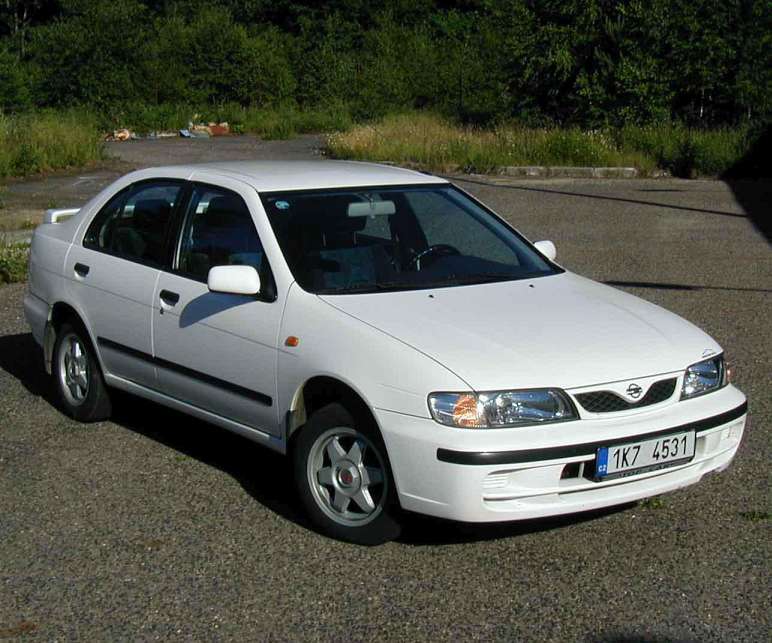 Nissan Pulsar (N15) 1.5 i 105 HP