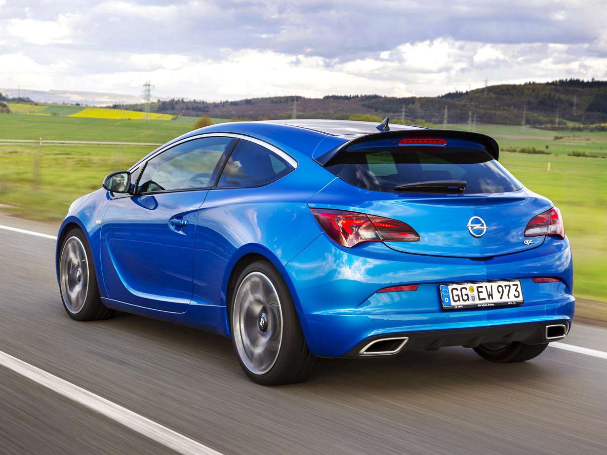 Opel Astra OPC J Hatchback 2.0 MT (280 HP)