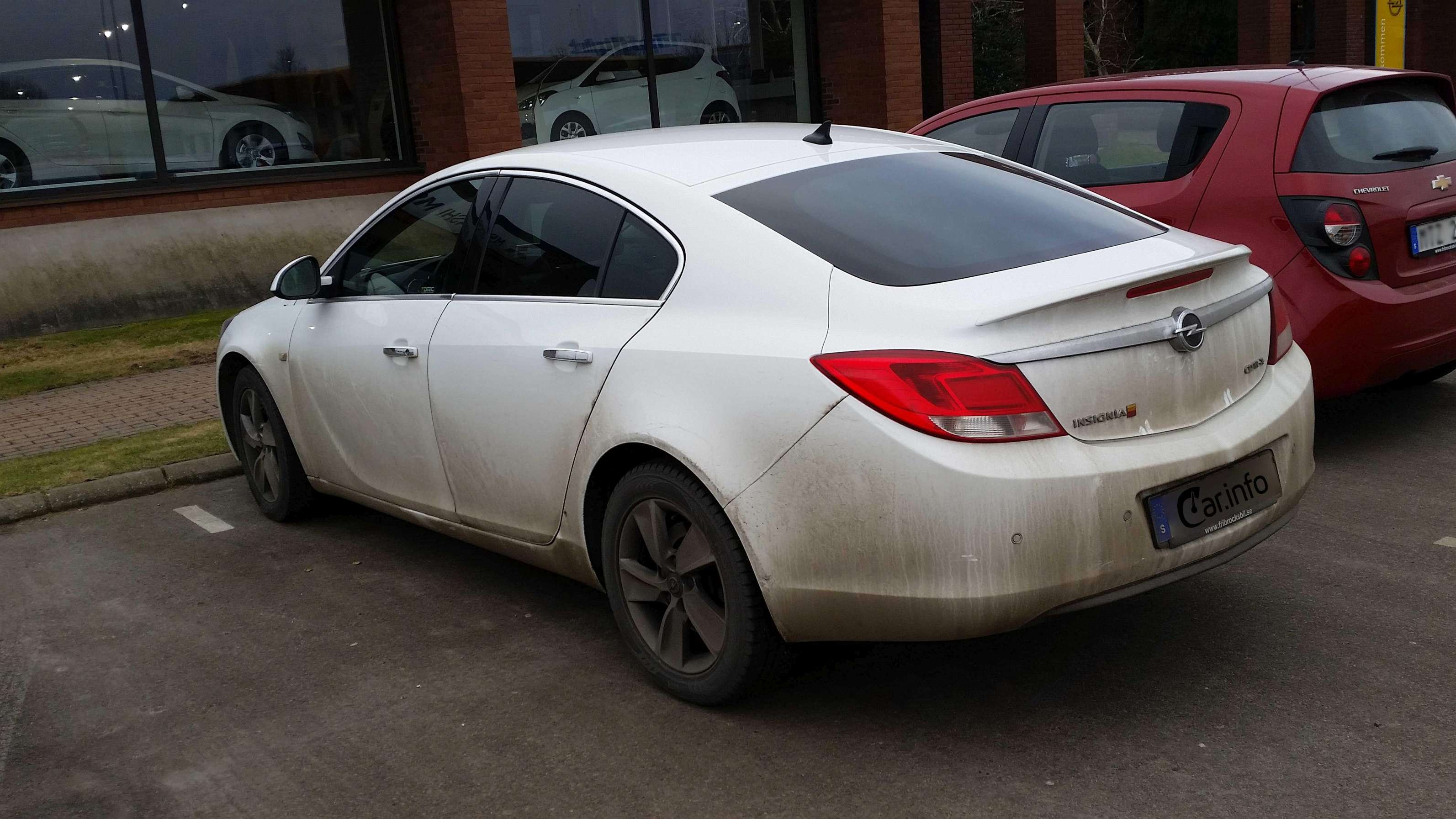 Opel Insignia Sports Tourer 2.0 Turbo 220 HP 4×4