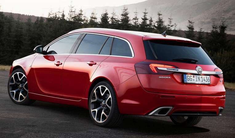 Opel Insignia Sports Tourer Facelift 2.0d MT (140 HP)