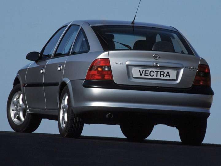 Opel Vectra B CC 1.7 TD 82 HP