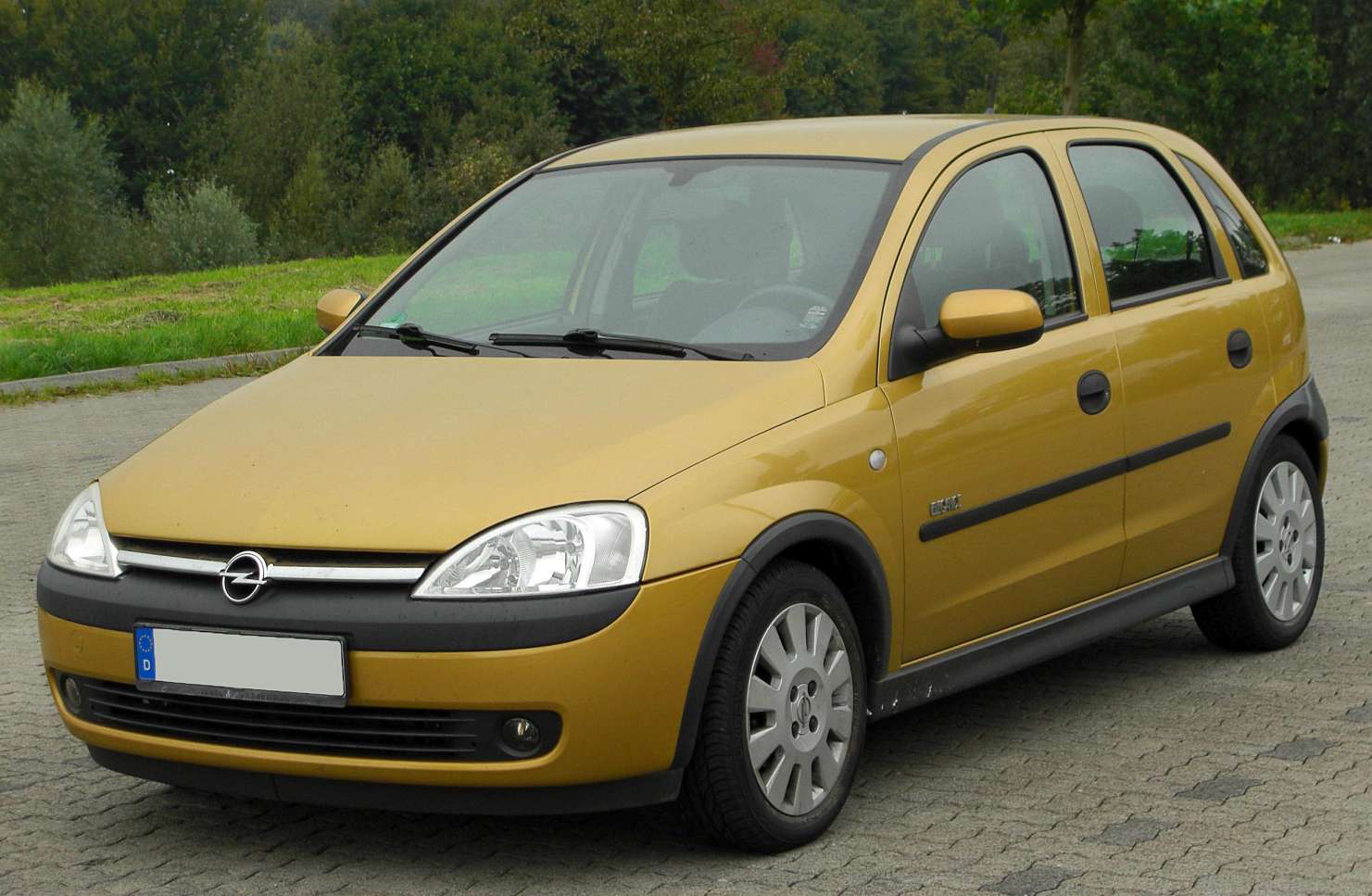 Opel Vita 1.6 i 16V 106 HP